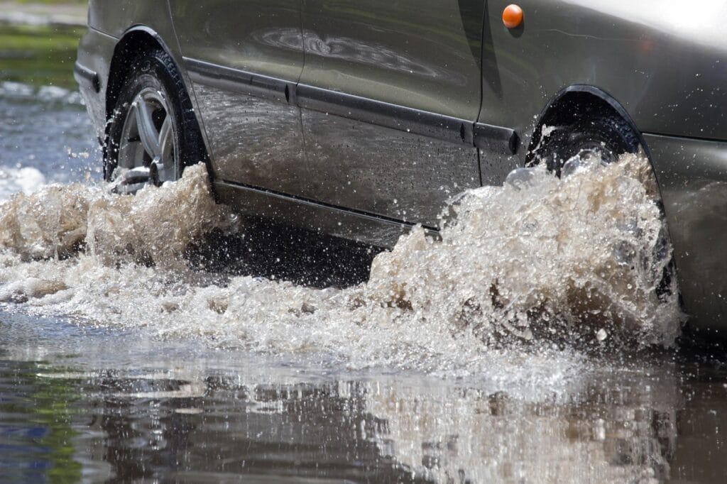 Dirigir com chuva forte